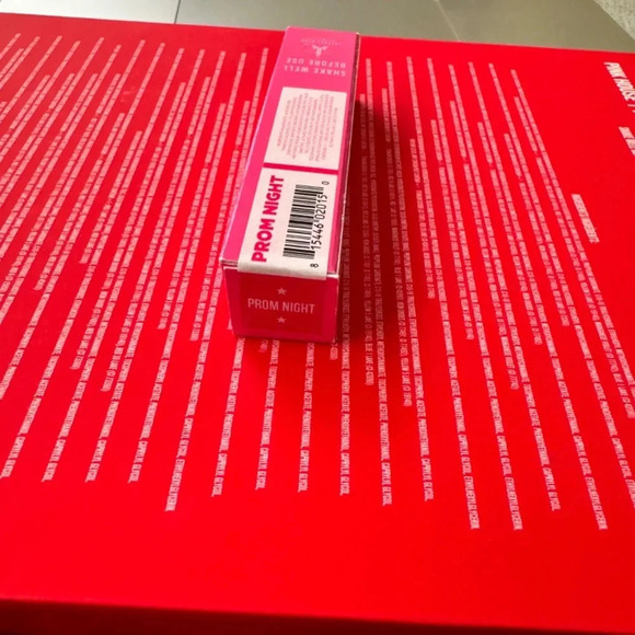 Prom Night Jeffree Star Velour liquid lipstick - NWT - Bright Neon Pink - Picture 7 of 8